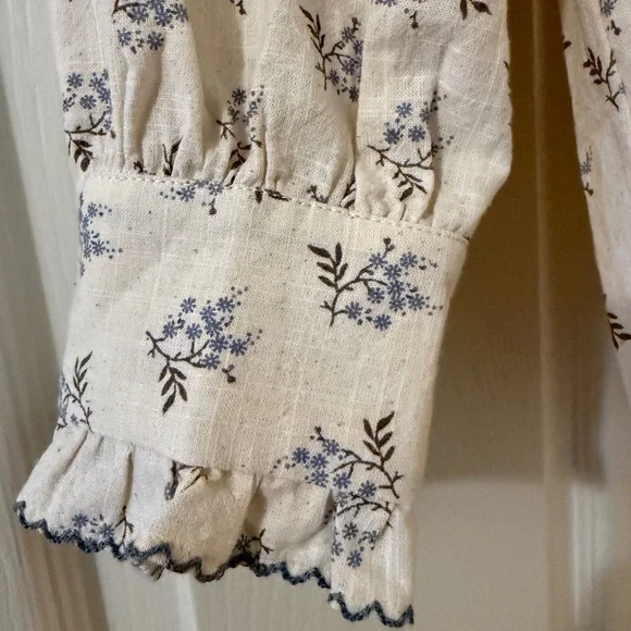 Neuflora NWT Marietta Blouse - Cream Floral - Picture 2 of 5